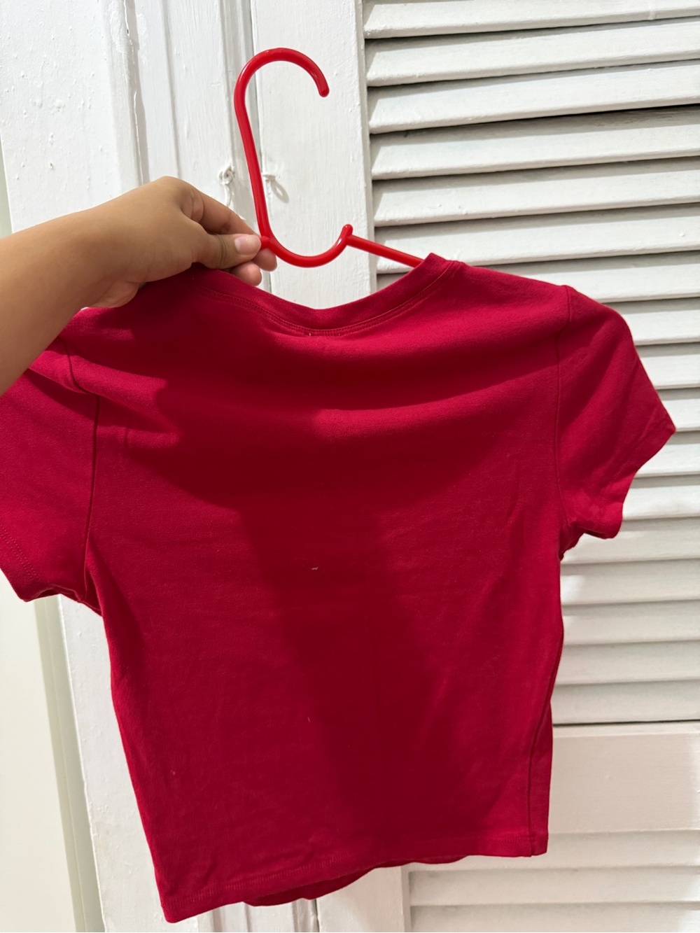 Garage Red Baby tee - Picture 3 of 3